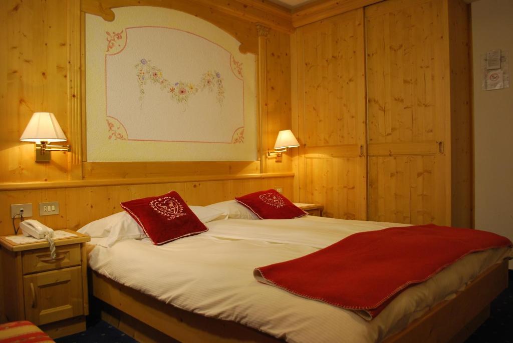 Piccolo Hotel Canazei Oda fotoğraf